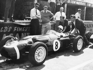 Zomrel legendárny Stirling Moss, pretekár F1