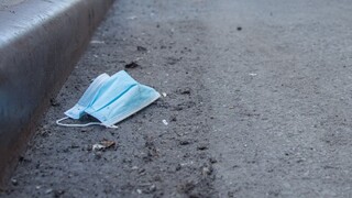 ÚVZ radí, čo robiť s rúškami či rukavicami, ak ste sa nakazili