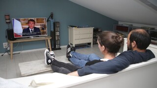 Francúzsko predlžuje karanténne opatrenia, potrvajú do mája