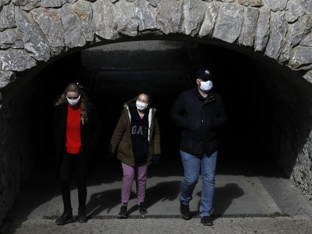 Čechom povolili cestovať za hranice, mali by sa vrátiť do 24 hodín
