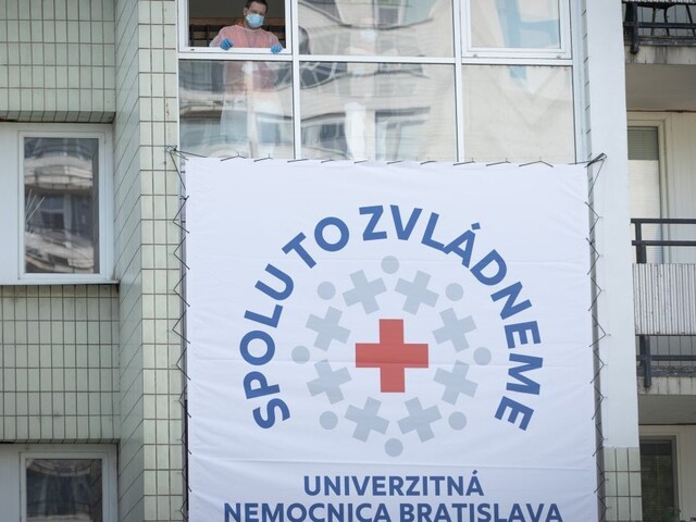 Zverejnili vekové zloženie nakazených u nás. Najmenej je detí