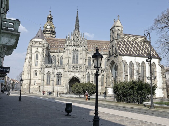 V rozpočte budú chýbať milióny, pre úspory sa búria mestské časti