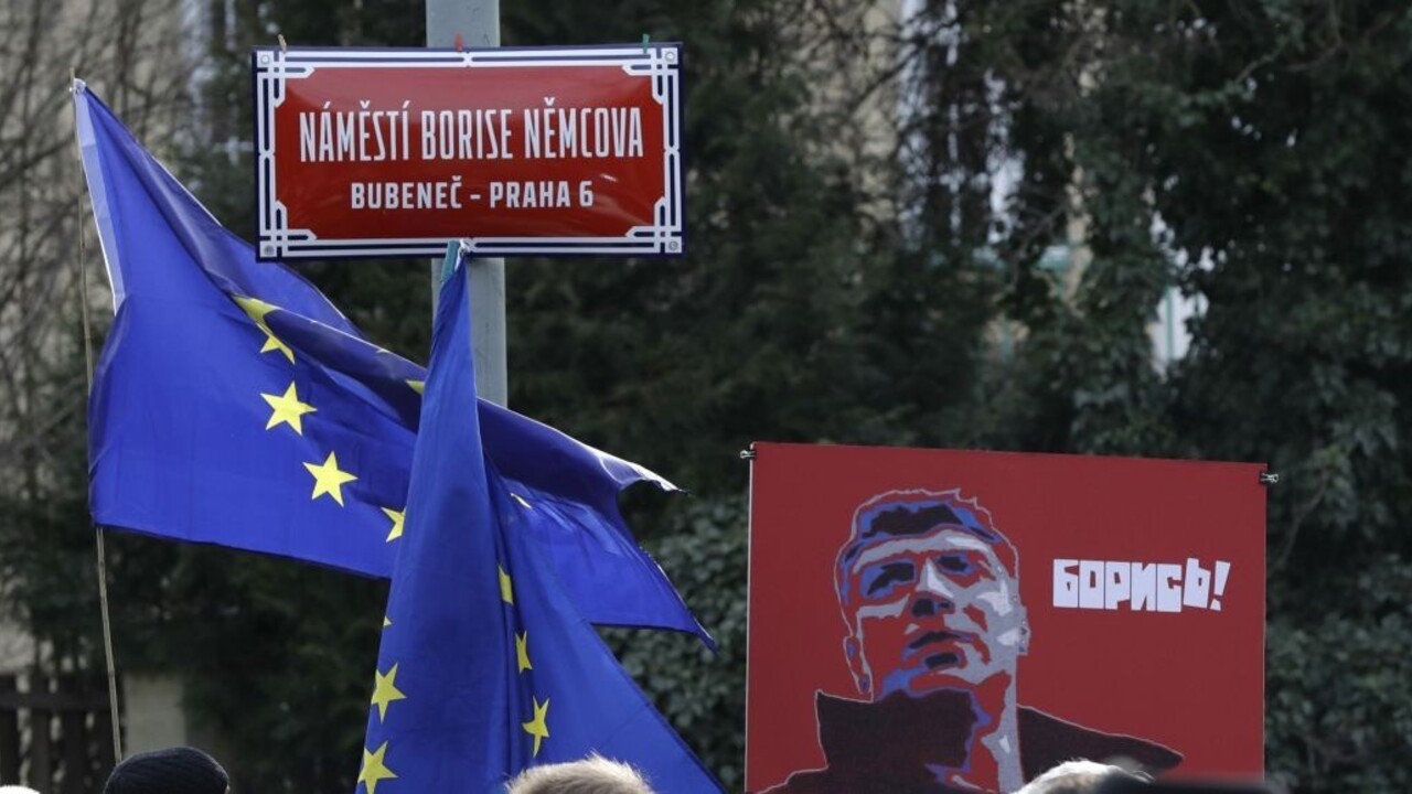 Rusi sa vzbúrili, nebudú používať svoju poštovú adresu v Prahe