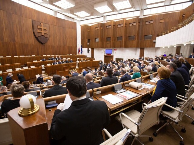 Rokovanie NR SR aj o programovom vyhlásení vlády