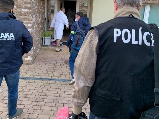 Kičuru obvinili z úplatkárstva. Prokurátor chce, aby išiel do väzby
