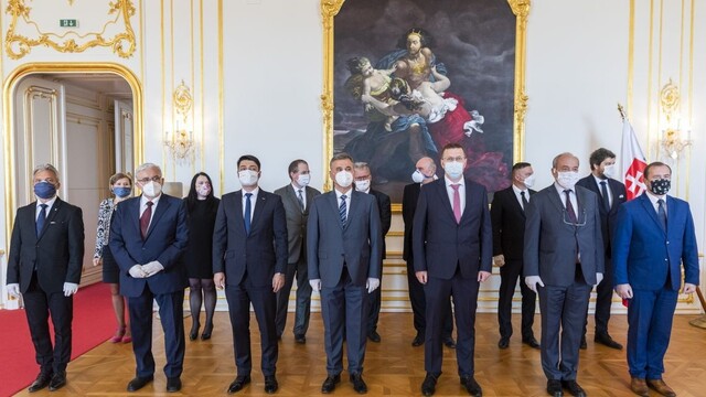 Komisia pre voľby má nových členov, ich sľub prijal Kollár