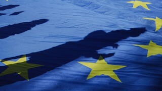 Lídrov EÚ čaká videosamit, postoje mnohých krajín sú odlišné