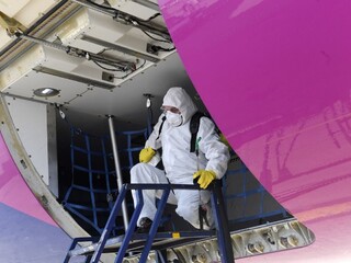 Wizz Air chce obnoviť niektoré lety s vylepšenými opatreniami