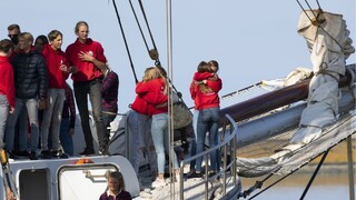 Študenti uviazli v Karibiku, domov ich priviezla plachetnica