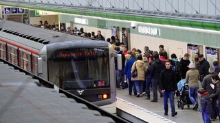 Česi otvárajú ďalšie prevádzky, nových nakazených je menej