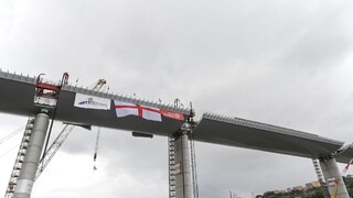 S novým viaduktom v Janove napredujú, dokončili premostenie