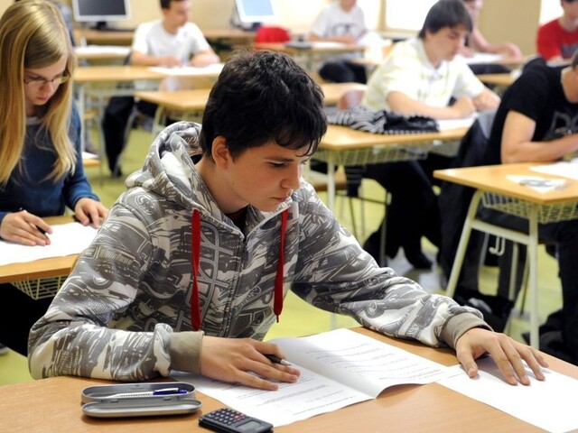 Prijímačky nebudú. Prezradili, ako budú stredné školy brať žiakov
