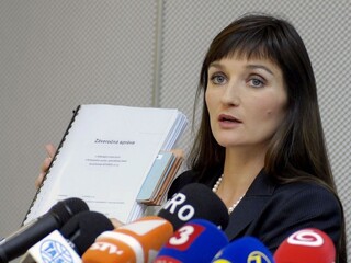 Odvolali šéfku Úradu na ochranu osobných údajov Pőtheovú