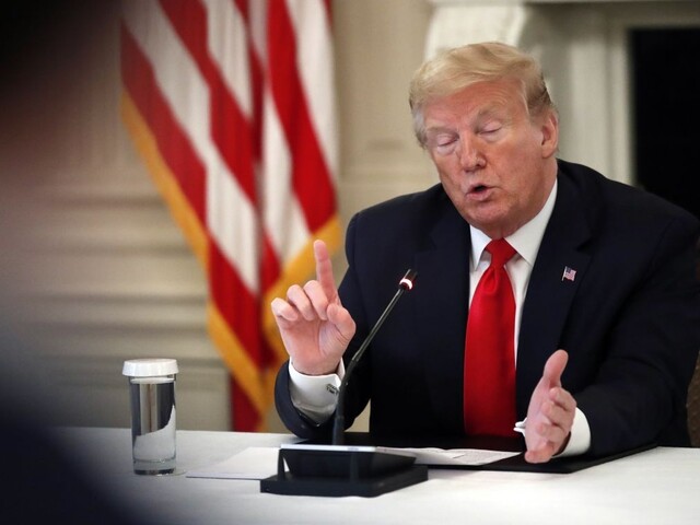 Trump chce opäť cestovať po USA, krajina má najviac nakazených