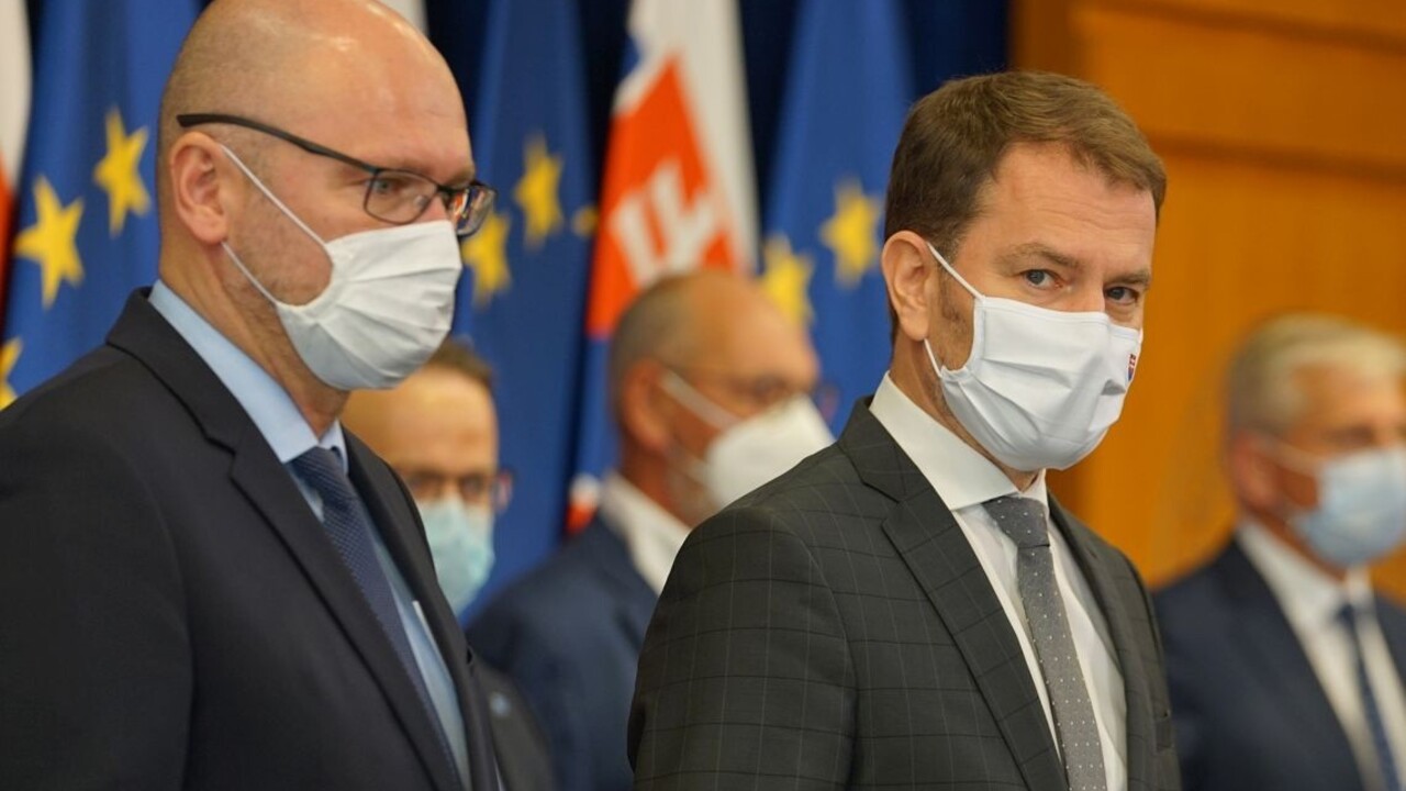 Majú nájomcovia platiť? Premiér reagoval na Sulíkov návrh