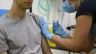 Vakcínu proti nákaze vyvíjajú i Česi. Spustili laboratórnu fázu