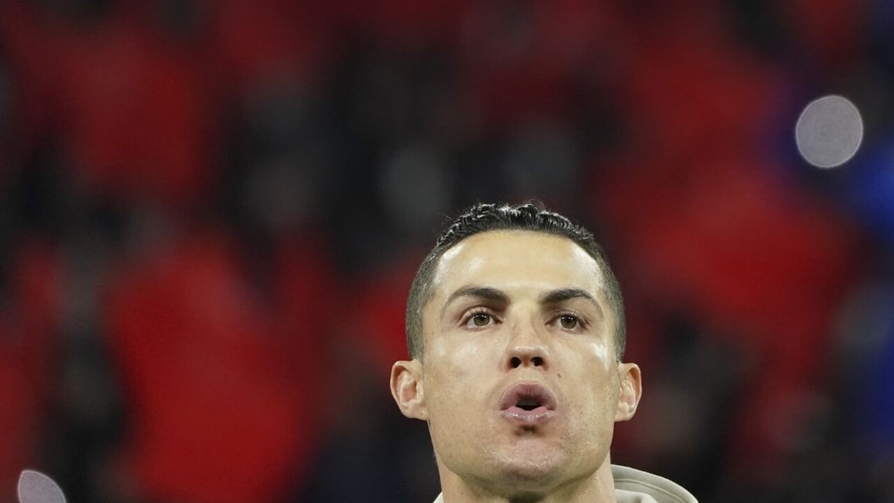 Ronaldo priletel späť do Talianska. Bude trénovať v karanténe