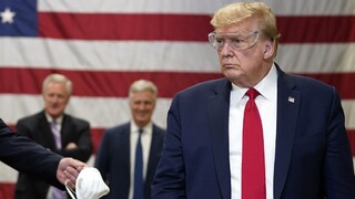 Uvažujú nad ukončením dohľadu, vláda sa sústredí na dve veci