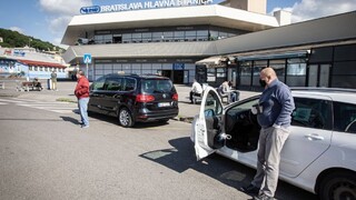 Slovensko spadne do hlbokej recesie, predpokladá i eurokomisia