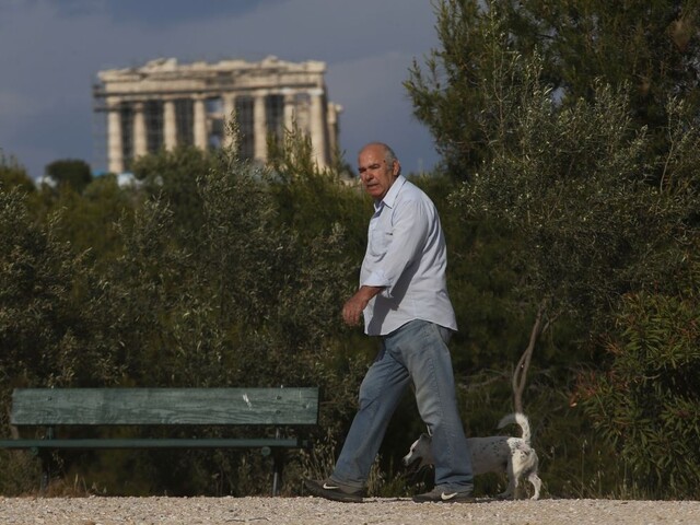 Grécko otvorí kľúčový sektor. Zverejnili, kedy vpustia turistov