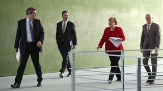 Prekonali 1. fázu. Merkelová má dohodu so spolkovými premiérmi