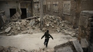Útoky cielili na nemocnice i školy, tvrdí nová správa o Sýrii