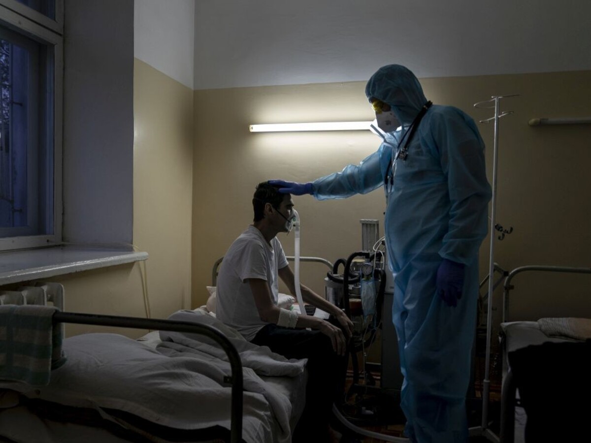 Úmrtnosť na koronavírus súvisí s nedostatkom jedného vitamínu