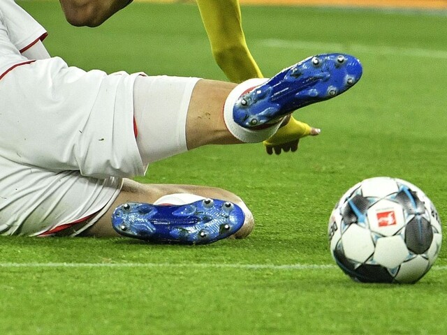 Bundesliga sa opatrne rozbehne. Hráčom zakázali niekoľko vecí