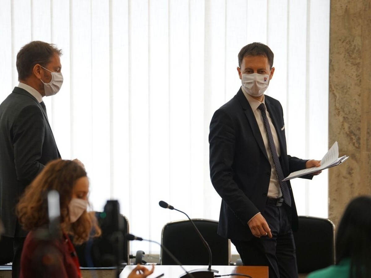 Chceme si požičať 300 miliónov eur, zámer schválila vláda