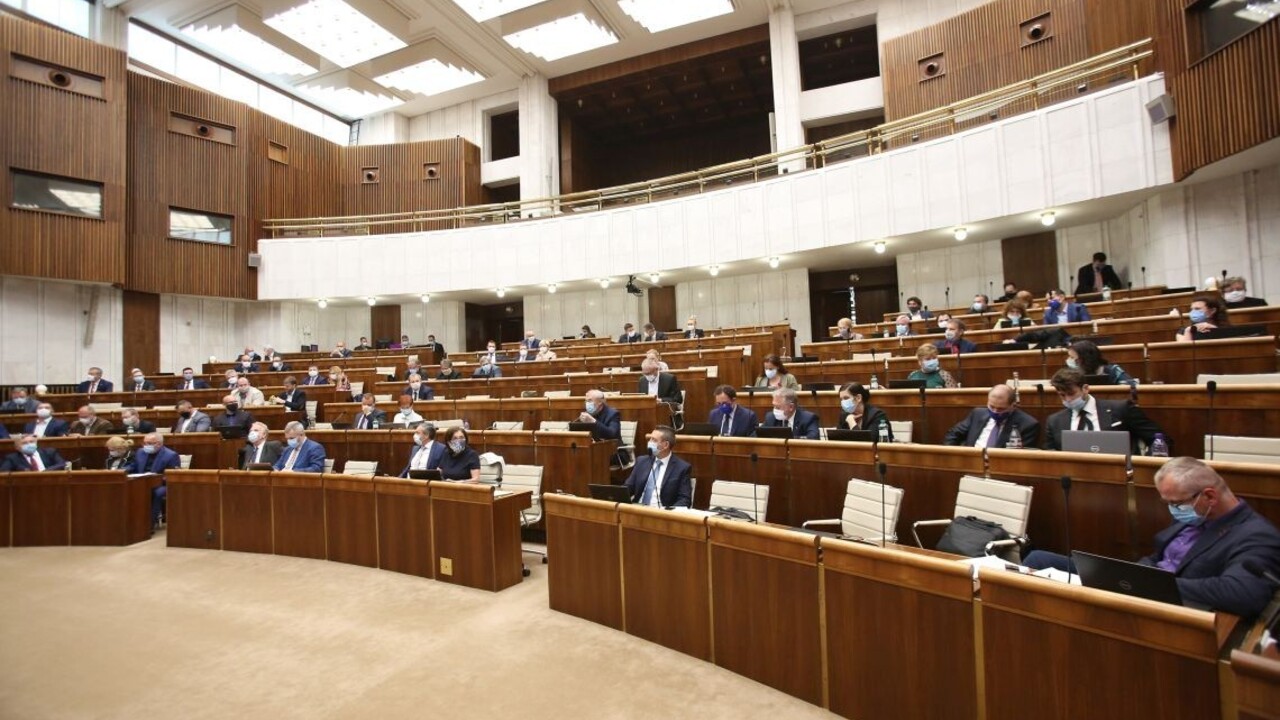 Smer a ĽSNS založili hodnotovú platformu. OĽANO sa nepridá