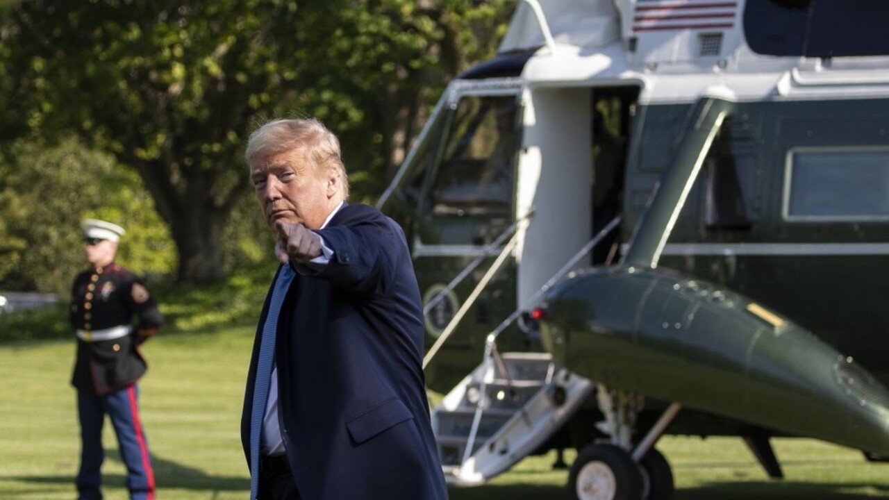 Zmizne aj bez vakcíny? Uznávaný časopis tvrdo kritizuje Trumpa