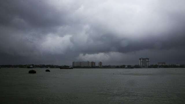 Supercyklóna zanechala škody a obete, je najsilnejšia za dekády