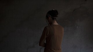 Mladú svedkyňu mal pri vypočúvaní mučiť a znásilniť policajt