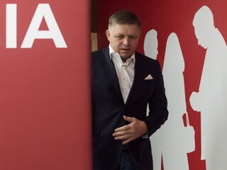Nepotrebujeme slniečkarov, ale bojovníkov, tvrdí Fico o Smere