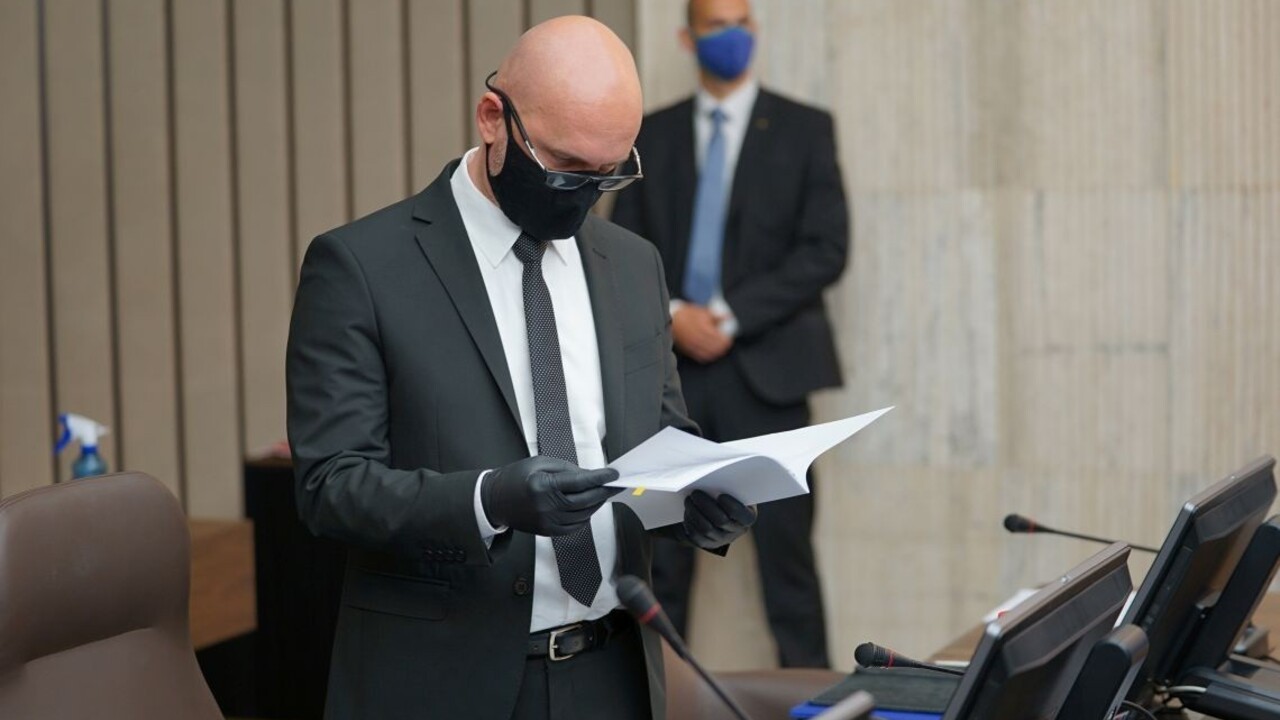 Vysokých škôl je veľa, minister Gröhling chce situáciu riešiť