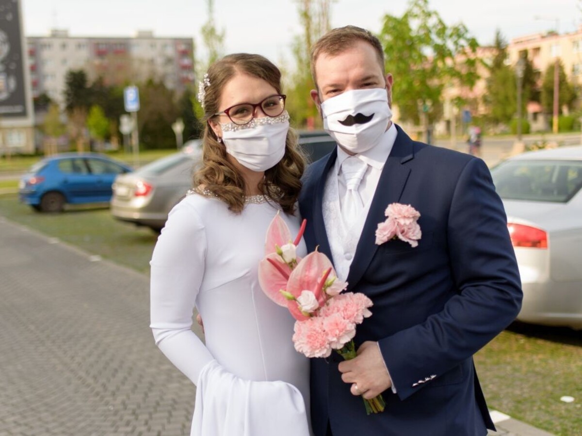 Začali platiť ďalšie výnimky z nosenia rúšok. Zverejnili detaily