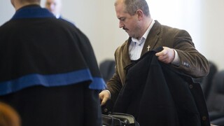 V kauze šekov čítali aj rozsudok o zrušení Slovenskej pospolitosti