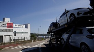 Francúzska automobilka bude vo svete prepúšťať vo veľkom