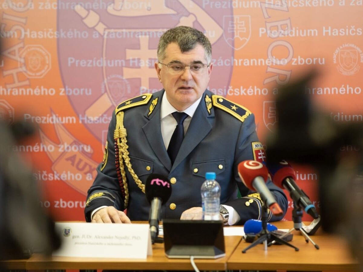 Bývalý šéf slovenských hasičov končí, jeho pozíciu v ČR zrušili