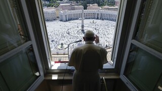 Pápež varuje pred pesimizmom v čase uvoľňovania opatrení