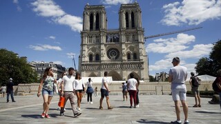 Pri Notre-Dame odstránili toxický prach, vznikol pri ničivom požiari