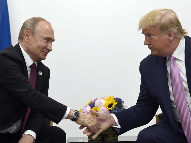 Putin má záujem o komunikáciu s Trumpom, čaká na jeho nástup do funkcie. Prezidentskú sľub zloží čoskoro