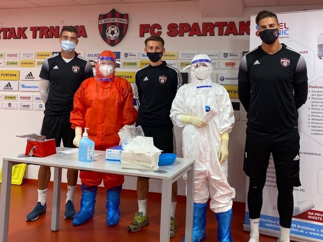 Hráčov FL pred reštartom testovali, výsledky mali negatívne