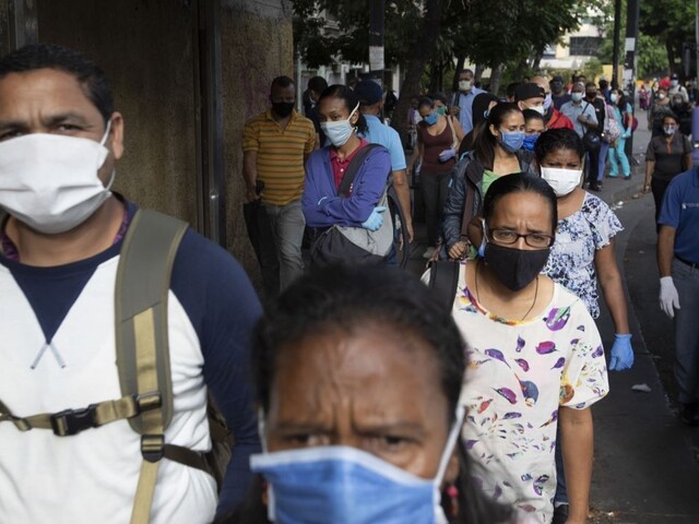 Irán opäť pomáha Venezuele, krajine poslal humanitárnu pomoc