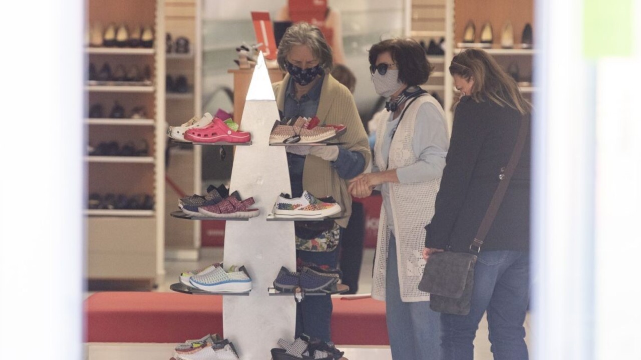 Hrozba a ideológia, tvrdí SaS o zákaze nedeľného predaja