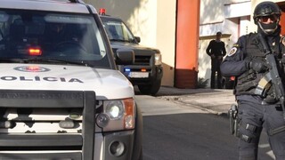 Počas zásahu vo vládnej agentúre mali zadržať aj šéfa NASES