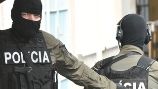 Aké zariadenia našli počas zásahu v NASES? SIS dáva ruky preč