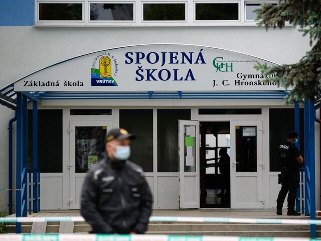 Krajčí navštívil zranených po útoku, informoval o ich stave