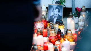 Útočníka chcel zastaviť. Učiteľa si vo Vrútkach uctili stovky ľudí