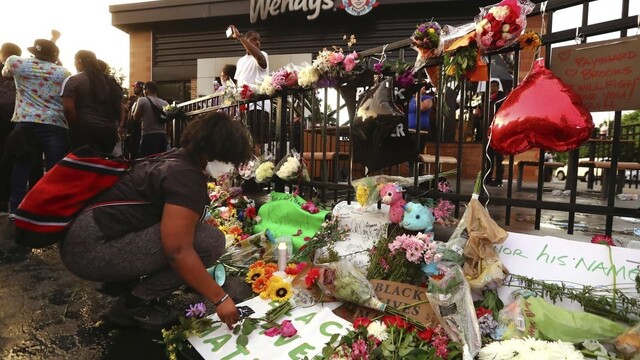 Pitva odhalila, ako zomrel ďalší Afroameričan zabitý policajtmi